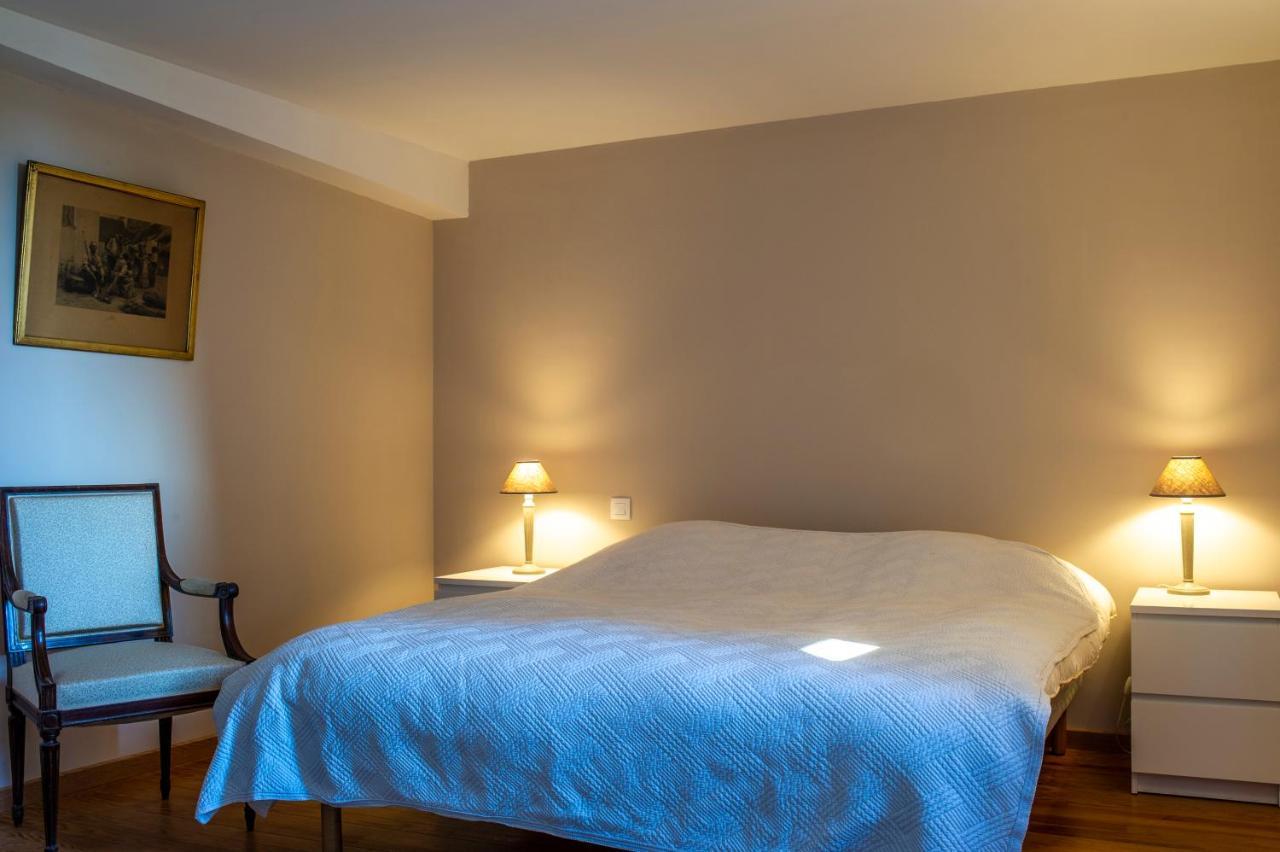 ¨Gîte du Café Suquet Giroussens Extérieur photo